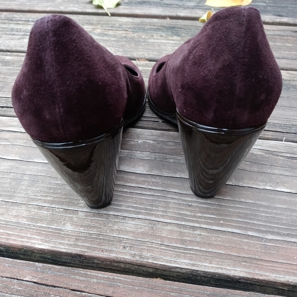 Cole Haan NikeAir Pumps 3.5" Heels Brown Suede Size 8.5B EUC. 126pem - Picture 6 of 10